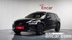 Volvo V60, 2023 — миниатюра 1