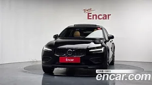 Volvo V60, 2023 — миниатюра 3