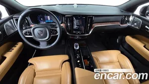 Volvo V60, 2023 — миниатюра 10