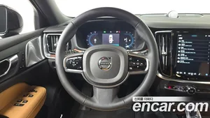 Volvo V60, 2023 — миниатюра 19