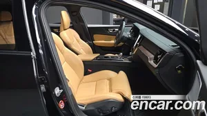 Volvo S60, 2024 — миниатюра 11