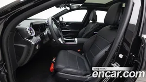 Mercedes-Benz C-Class, 2025 — миниатюра 14