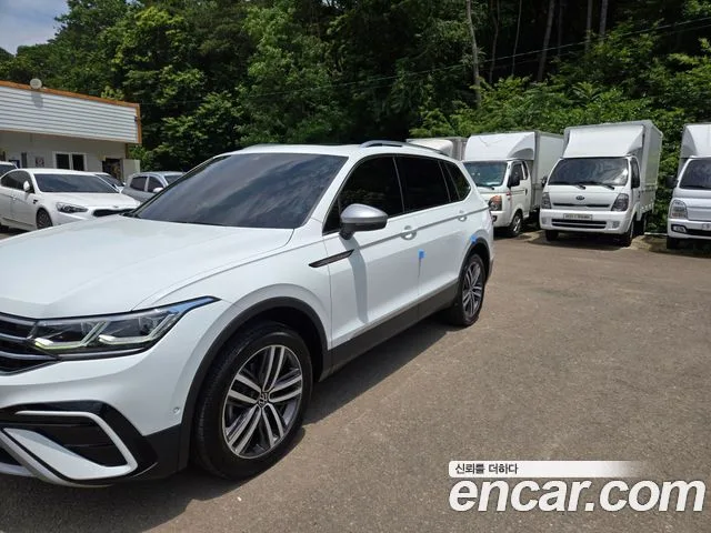 Volkswagen Tiguan, 2023 — фото автомобиля из Кореи
