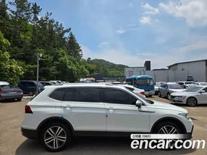 Volkswagen Tiguan, 2023 — миниатюра 3