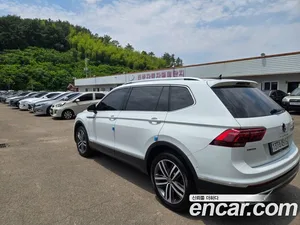 Volkswagen Tiguan, 2023 — миниатюра 6