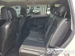 Volkswagen Tiguan, 2023 — миниатюра 13
