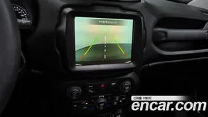 Jeep Renegade, 2022 — миниатюра 20