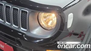 Jeep Renegade, 2022 — миниатюра 8
