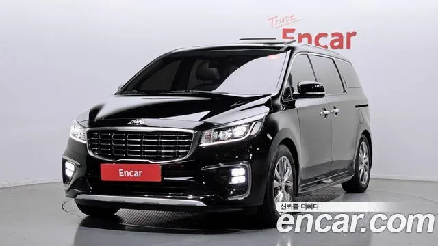 Kia Carnival, 2019 — фото автомобиля из Кореи