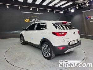 Kia Stonic, 2018 — миниатюра 6