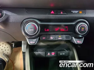 Kia Stonic, 2018 — миниатюра 14