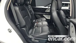 Lincoln Aviator, 2021 — миниатюра 11