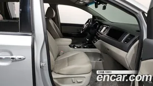 Kia Carnival, 2019 — миниатюра 16