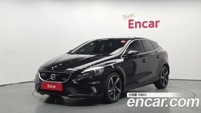 Volvo V40, 2015 — фото автомобиля из Кореи
