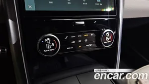 Land Rover Discovery, 2023 — миниатюра 30