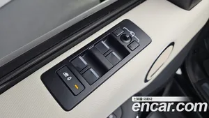 Land Rover Discovery, 2023 — миниатюра 34
