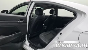 Hyundai Avante, 2016 — миниатюра 11