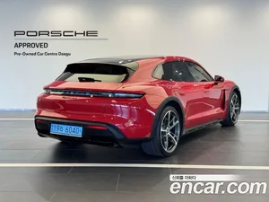 Porsche Taycan, 2023 — миниатюра 4