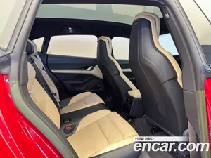 Porsche Taycan, 2023 — миниатюра 10