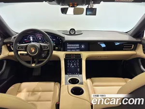 Porsche Taycan, 2023 — миниатюра 11