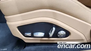 Porsche Panamera, 2018 — миниатюра 22
