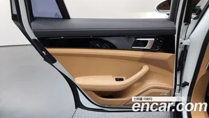 Porsche Panamera, 2018 — миниатюра 15