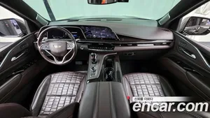 Cadillac Escalade, 2021 — миниатюра 10