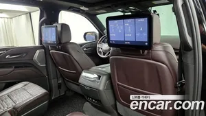 Cadillac Escalade, 2021 — миниатюра 24