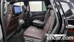 Cadillac Escalade, 2021 — миниатюра 16