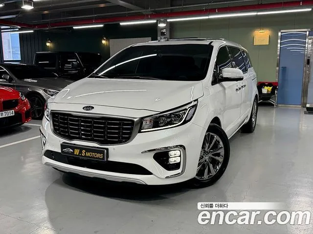 Kia Carnival, 2019 — фото автомобиля из Кореи