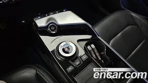 Kia EV6, 2023 — миниатюра 12