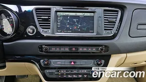Kia Carnival, 2017 — миниатюра 20