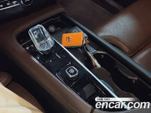 Volvo XC90, 2022 — миниатюра 20
