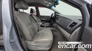 Kia Carnival, 2016 — миниатюра 10