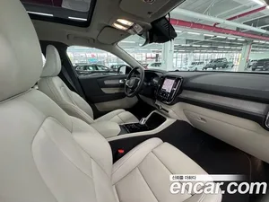 Volvo XC40, 2025 — миниатюра 10