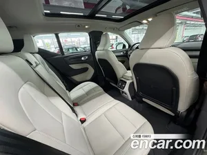 Volvo XC40, 2025 — миниатюра 11