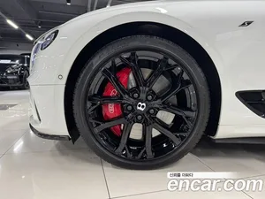 Bentley Continental, 2023 — миниатюра 16