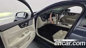 Volvo S60, 2021 — миниатюра 13