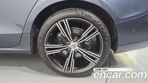 Volvo S60, 2021 — миниатюра 7