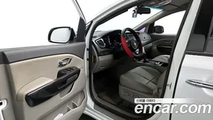 Kia Carnival, 2015 — миниатюра 10