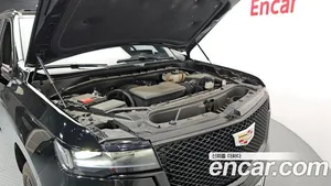 Cadillac Escalade, 2022 — миниатюра 6