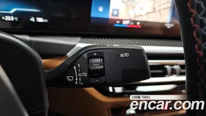 BMW i4, 2023 — миниатюра 30