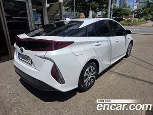 Toyota Prius, 2022 — миниатюра 4