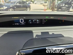 Toyota Prius, 2022 — миниатюра 6