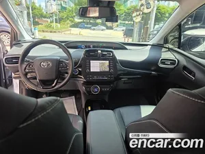 Toyota Prius, 2022 — миниатюра 9