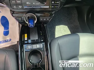 Toyota Prius, 2022 — миниатюра 10