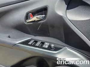 Toyota Prius, 2022 — миниатюра 13