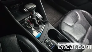 Kia Niro, 2017 — миниатюра 9