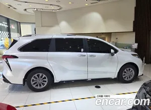 Toyota Sienna, 2025 — миниатюра 5