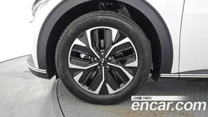 Kia EV6, 2021 — миниатюра 5